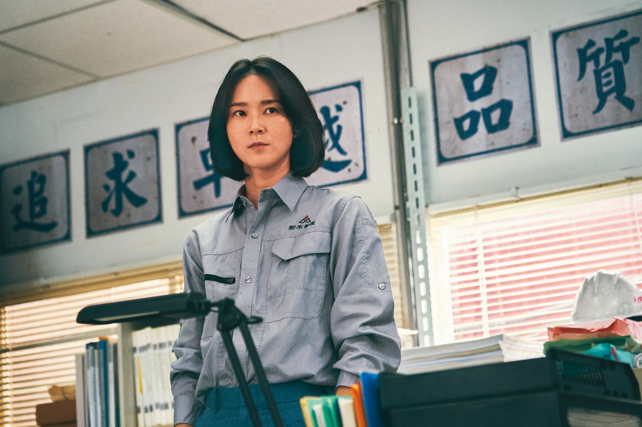 ภาพสะท้อนชีวิตคนงานรถไฟฟ้า (ตอนที่ 5): ก้าวข้ามความกดดันในยุค 90 เมื่อผู้จัดการไซต์งานหญิงและแรงงานกลุ่ม LGBTQ+ ร่วมแสดงให้เห็นถึงความหลากหลาย